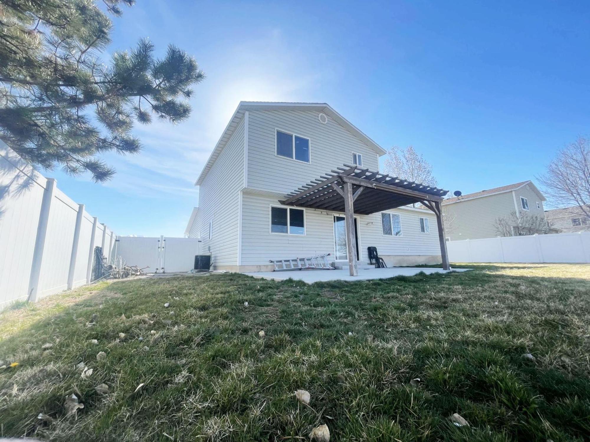 Private Room With Shared Spaces In Fully Equipped Lehi Home Exterior photo